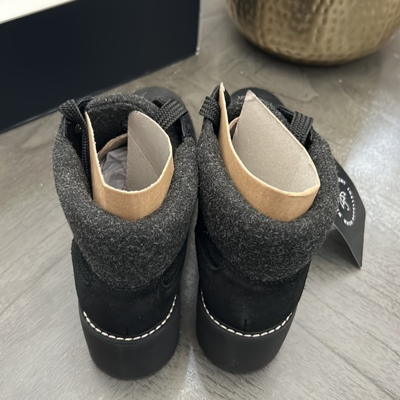 NATURALIZER Water-repellent Dover Booties (WIDE) - Picture 8 of 9